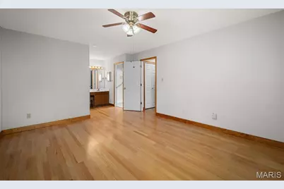 5116 Kennerly Place Drive, Saint Louis, MO 63128 - Photo 13