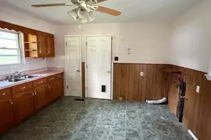 1532 Kingsway Dr, Arnold, MO 63010 - Photo 3
