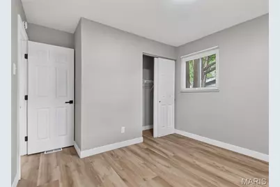 10418 Quaker Dr, Dellwood, MO 63136 - Photo 15