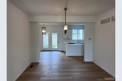 7121 Trainor Place #Middle, Saint Louis, MO 63116 - Photo 3
