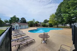 27 Oak Valley Dr, Saint Peters, MO 63376 - Photo 69