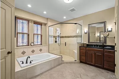 12531 Ridgefield Drive, Des Peres, MO 63131 - Photo 27