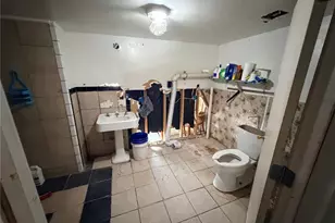 12095 Trampe Heights Ln, Saint Louis, MO 63138 - Photo 17