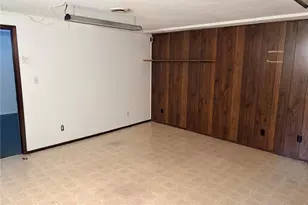 12095 Trampe Heights Ln, Saint Louis, MO 63138 - Photo 23