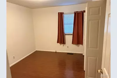 12095 Trampe Heights Lane, Saint Louis, MO 63138 - Photo 15