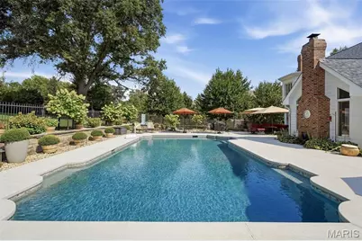 23 Bopp Lane, Town and Country, MO 63131 - Photo 3