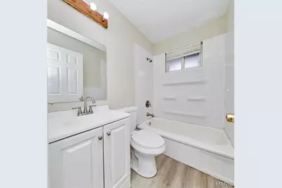114 Monteith Circle, Saint Louis, MO 63137 - Photo 5