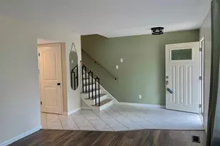 3171 Carefree Ln, Florissant, MO 63033 - Photo 9