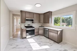 4026 Melon Dr, Saint Louis, MO 63125 - Photo 5