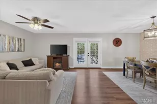 12861 Town and Four Dr, Creve Coeur, MO 63141 - Photo 7