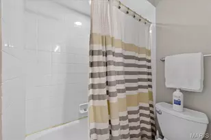 12861 Town and Four Dr, Creve Coeur, MO 63141 - Photo 29