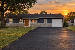 403 Prince Charles Dr, O'Fallon, MO 63366 - Photo 1