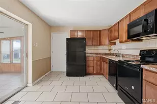 1506 Varnum Dr, Saint Louis, MO 63136 - Photo 11