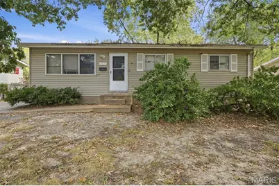 268 Elmdale Drive, Saint Louis, MO 63135 - Photo 1