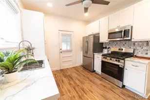 5465 Wilborn Dr, Jennings, MO 63136 - Photo 17