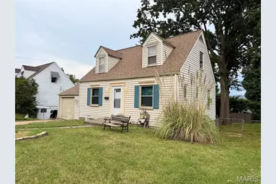 9462 Brenda Avenue, Affton, MO 63123 - Photo 19