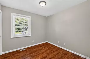 2942 Chance Dr, Florissant, MO 63031 - Photo 11