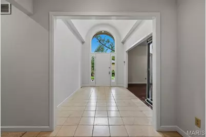 8333 Kingsbury Boulevard, Clayton, MO 63105 - Photo 3
