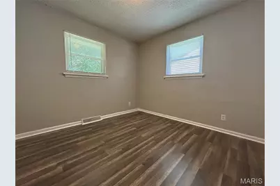 6023 Shillington Drive, Saint Louis, MO 63134 - Photo 7