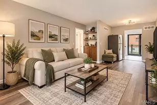 7904 Camelot Ln, Saint Louis, MO 63123 - Photo 5
