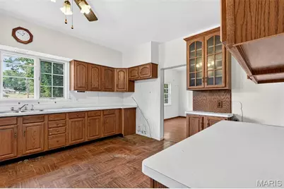 446 Sappington Barracks Road, Unincorporated, MO 63125 - Photo 7