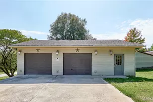 1503 Riverview Dr, Elsberry, MO 63343 - Photo 3