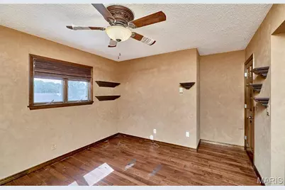 1503 Riverview Drive, Elsberry, MO 63343 - Photo 23