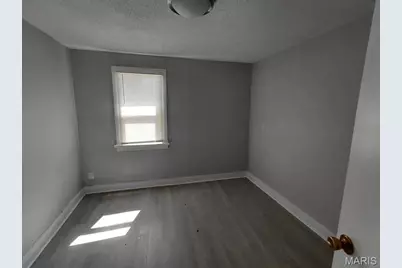 10169 Imperial Drive, Saint Louis, MO 63136 - Photo 11