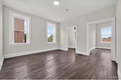 5216 Morganford Road, Saint Louis, MO 63116 - Photo 11