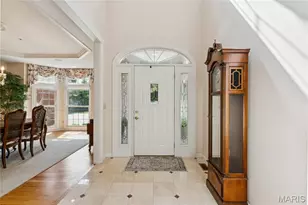 15903 Picardy Meadow Ct, Saint Louis, MO 63017 - Photo 9