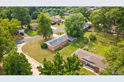 1805 Claudine Drive, Saint Louis, MO 63138 - Photo 33