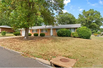 1805 Claudine Drive, Saint Louis, MO 63138 - Photo 3