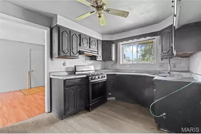 1805 Claudine Drive, Saint Louis, MO 63138 - Photo 13