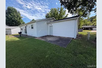 10619 Foxlair Drive, Saint Louis, MO 63137 - Photo 11