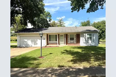 10619 Foxlair Drive, Saint Louis, MO 63137 - Photo 1