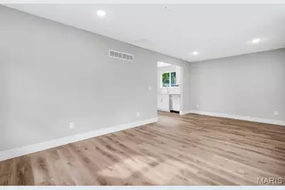 855 Northmoor Drive, Florissant, MO 63033 - Photo 27