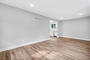 855 Northmoor Dr, Florissant, MO 63033 - Photo 27