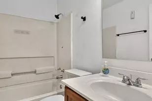 1935 Suns Up Way, Florissant, MO 63031 - Photo 15
