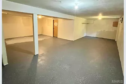 1935 Suns Up Way, Florissant, MO 63031 - Photo 11