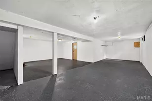 1935 Suns Up Way, Florissant, MO 63031 - Photo 19