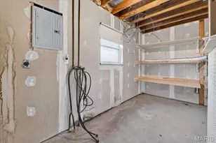 885 Delray Dr, Saint Peters, MO 63376 - Photo 11