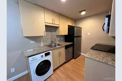 5696 Kingsbury Avenue #103, Saint Louis, MO 63112 - Photo 7