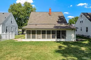 1165 Jackson St, Saint Charles, MO 63301 - Photo 29