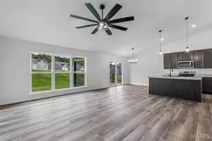 1522 Louisiana Dr, Herculaneum, MO 63048 - Photo 9