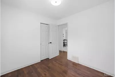 1110 Hallwood Drive, Florissant, MO 63033 - Photo 15