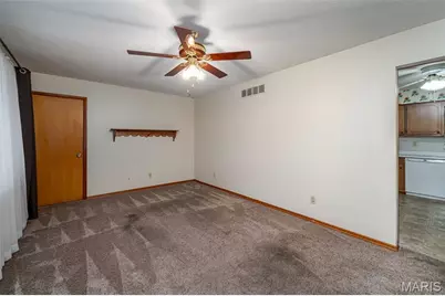 206 Valley Drive, Washington, MO 63090 - Photo 7