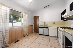 5050 Country View Dr, Imperial, MO 63052 - Photo 7