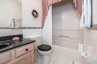 3940 Grand National Drive, Florissant, MO 63034 - Photo 19