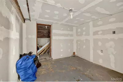5518 Emerson Avenue, Saint Louis, MO 63120 - Photo 15