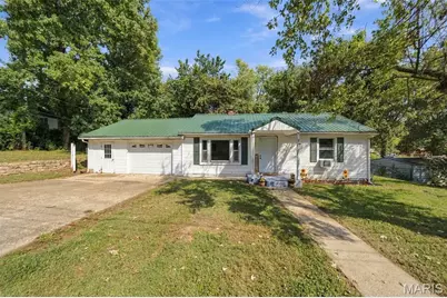 710 West Street, Poplar Bluff, MO 63901 - Photo 1